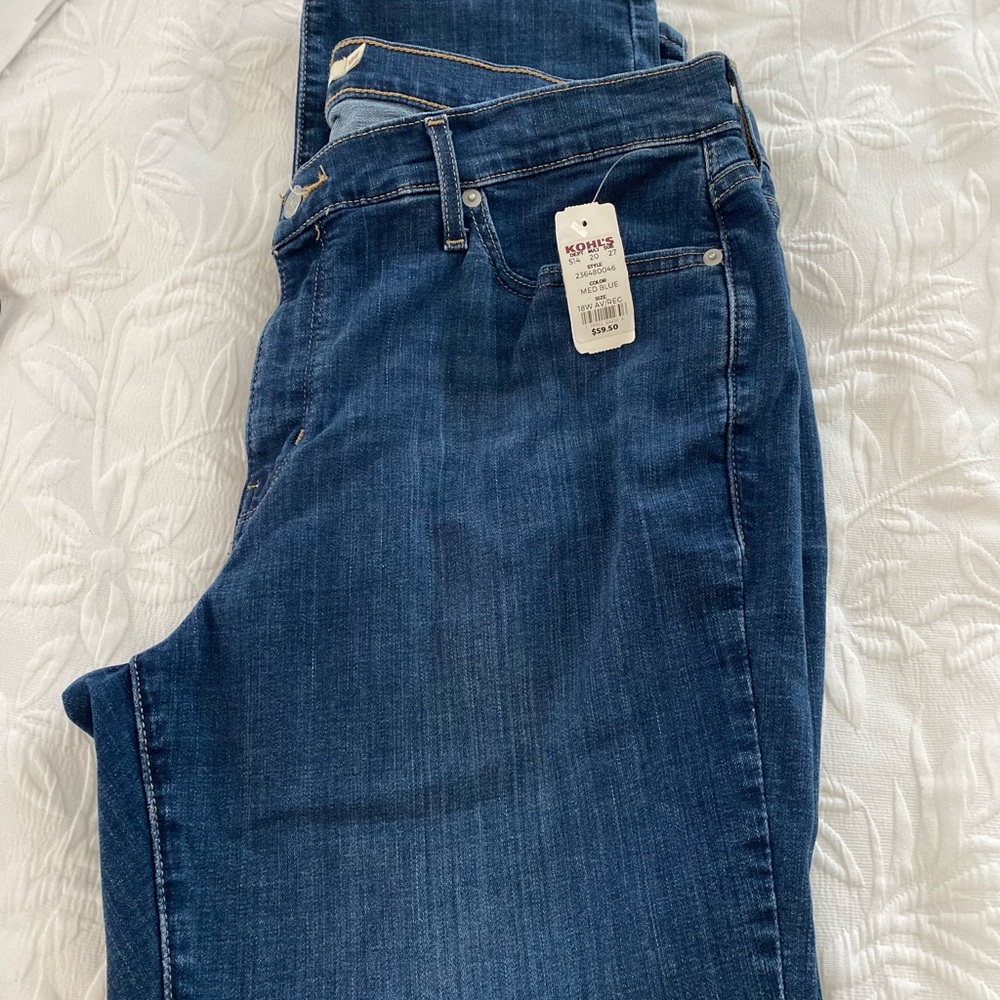 Kohl's Blue Straight Leg Jeans Classic Style
